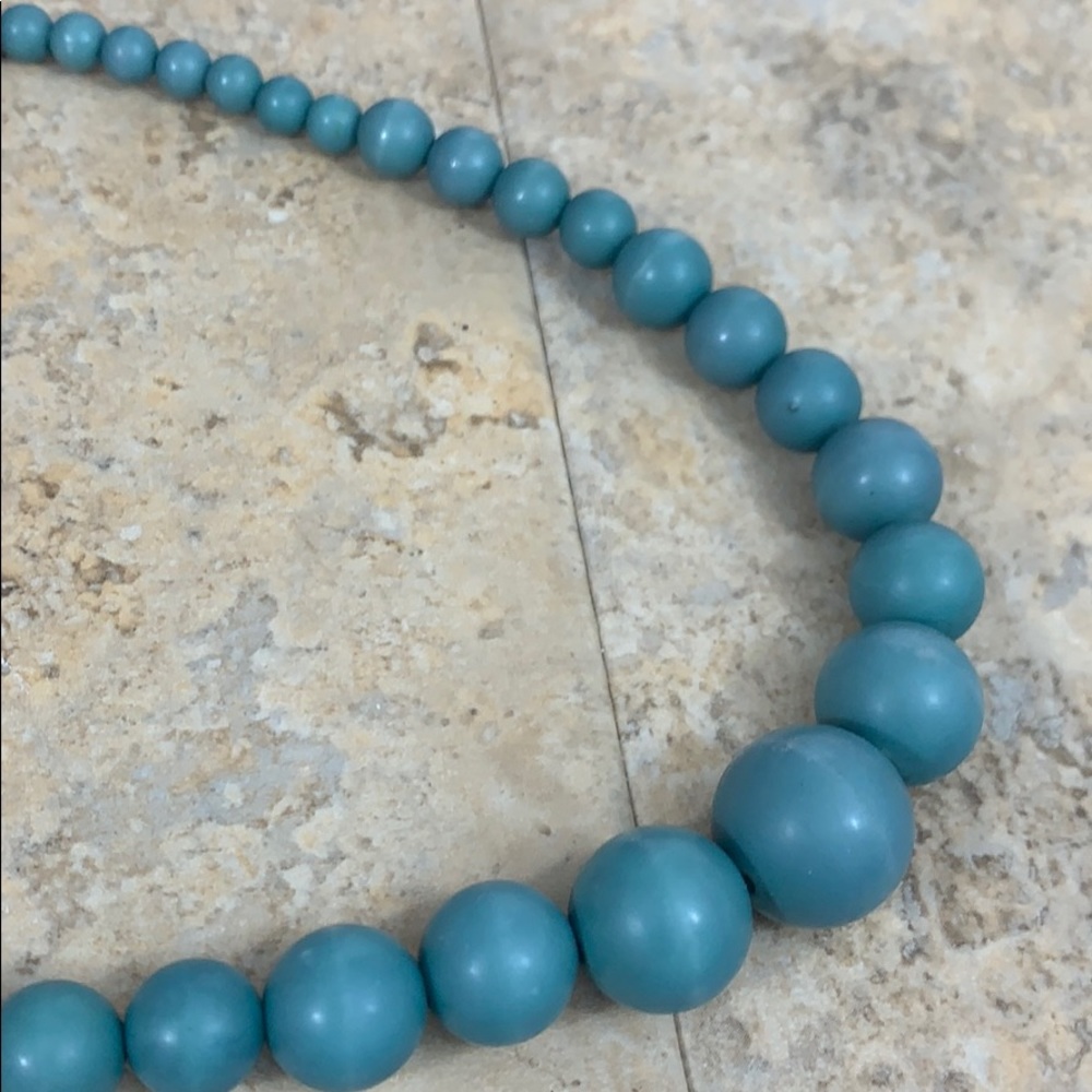 Contemporary Vintage Design by Paula Necklace - Picture 7 of 8
